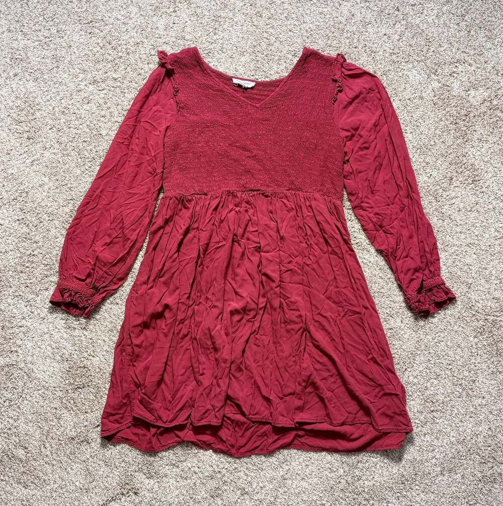 Beach Lunch Lounge Maroon Long Sleeve Flowy Dress Medium